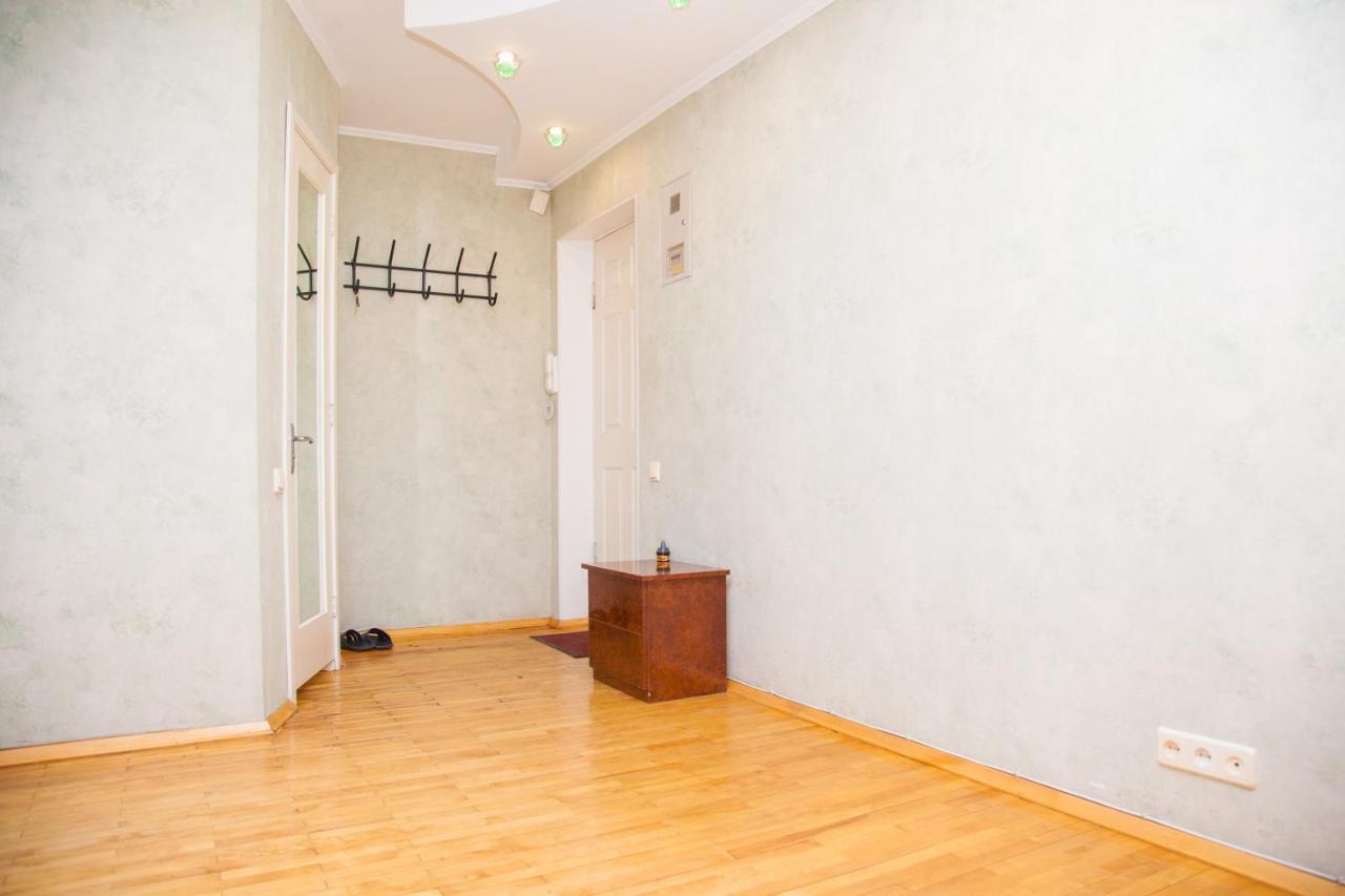 2Room Semi-Luxury Apt On Stalevarov 21 Zaporizhia Exteriör bild